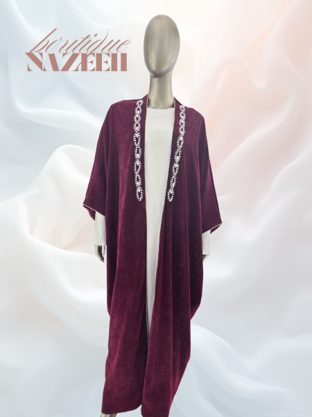 عباية قطعتين شتوي مخمل